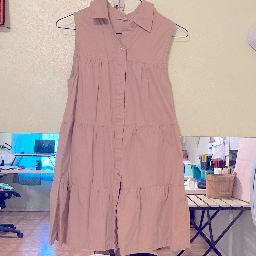 Derek Heart Sleeveless Tan Button-Down Dress